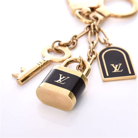 louis vuitton key cles made in spain|authentic louis vuitton keychain.